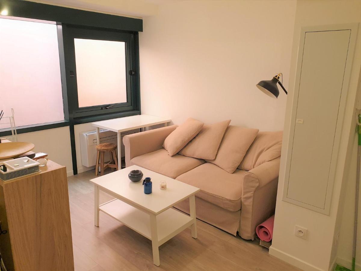 Appartement Dana Centre 27 *